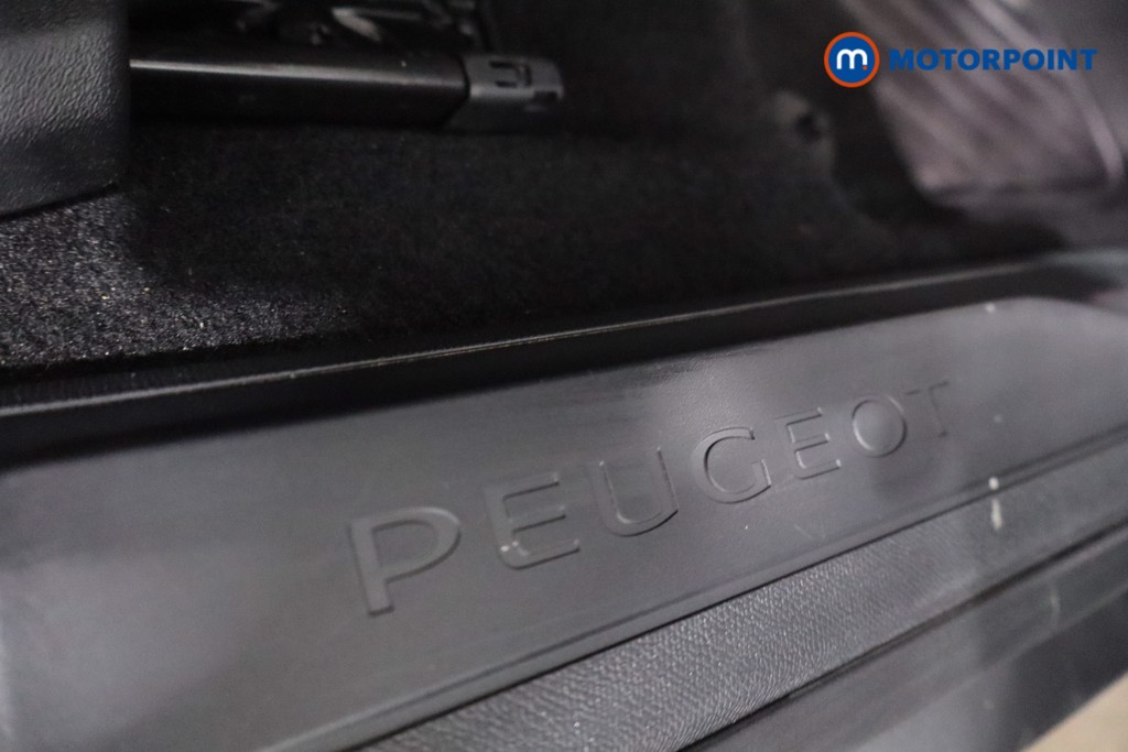 Peugeot 5008 Allure Premium Manual Diesel SUV - Stock Number (1633026) - 27th supplementary image