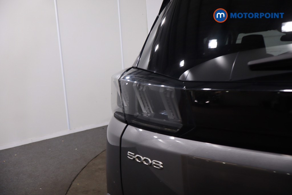 Peugeot 5008 Allure Premium Manual Diesel SUV - Stock Number (1633026) - 37th supplementary image
