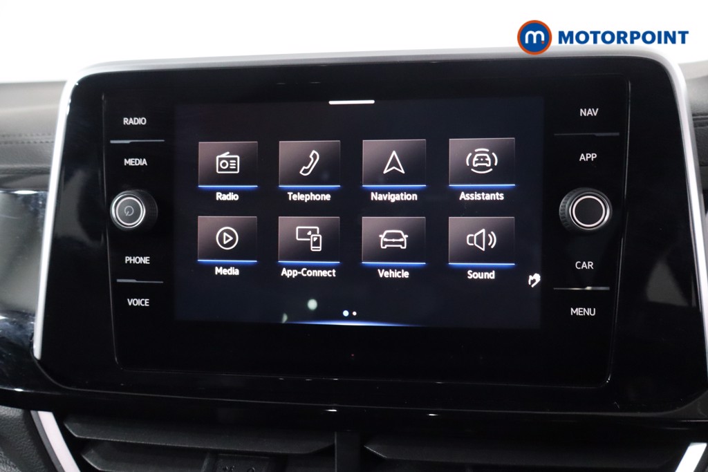 Volkswagen T-Roc R-Line Manual Petrol SUV - Stock Number (1633300) - 2nd supplementary image