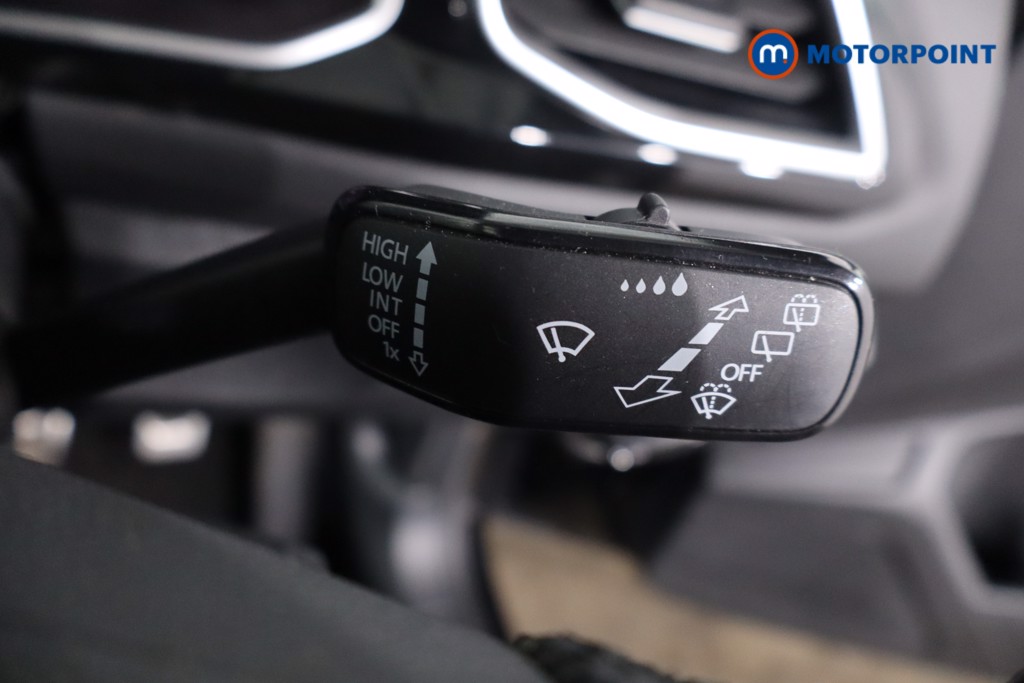 Volkswagen T-Roc R-Line Manual Petrol SUV - Stock Number (1633300) - 15th supplementary image