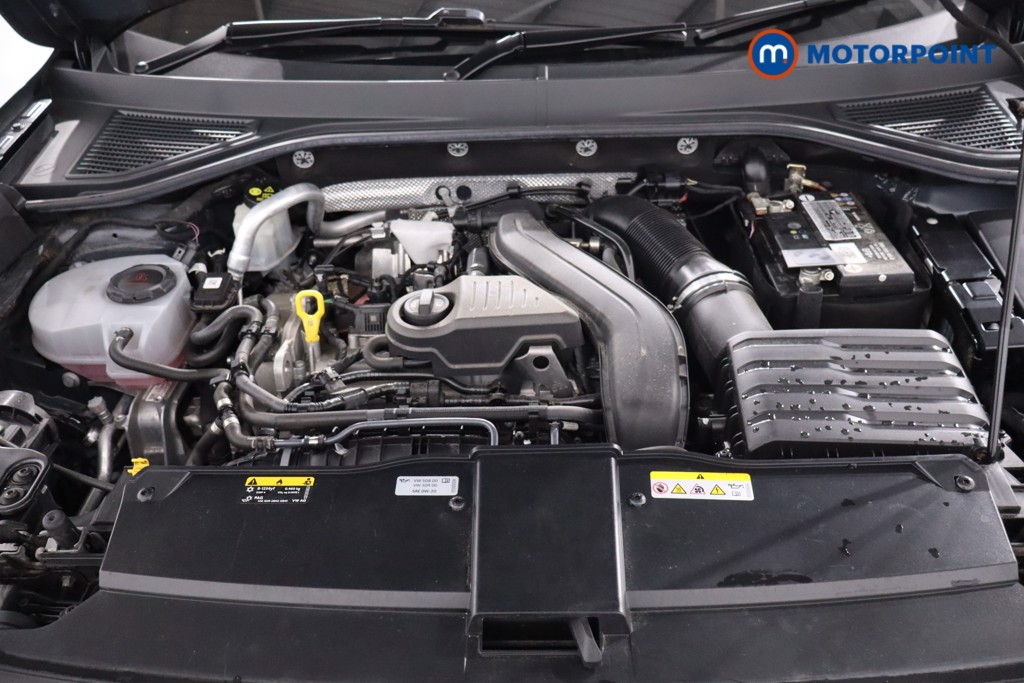 Volkswagen T-Roc R-Line Manual Petrol SUV - Stock Number (1633300) - 37th supplementary image