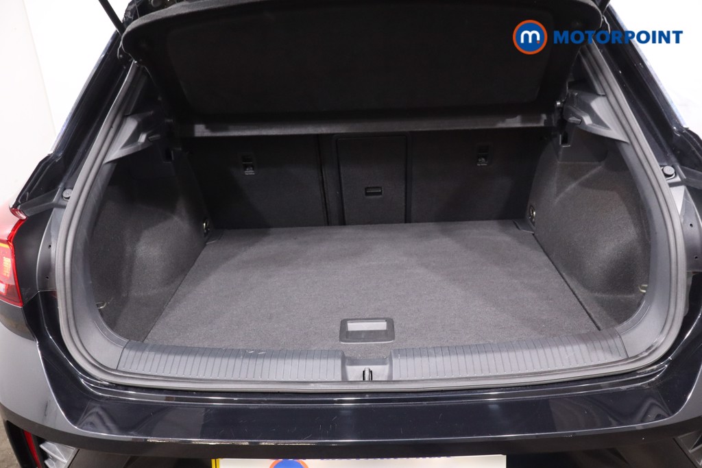 Volkswagen T-Roc R-Line Manual Petrol SUV - Stock Number (1633300) - 41st supplementary image
