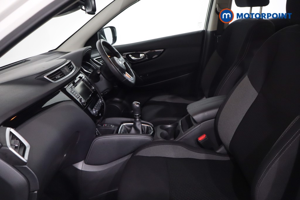 Nissan Qashqai Acenta Premium Manual Petrol SUV - Stock Number (1633351) - 4th supplementary image