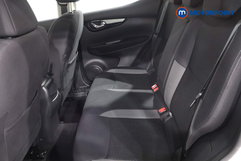 Nissan Qashqai Acenta Premium Manual Petrol SUV - Stock Number (1633351) - 5th supplementary image