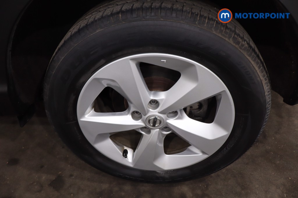 Nissan Qashqai Acenta Premium Manual Petrol SUV - Stock Number (1633351) - 12th supplementary image