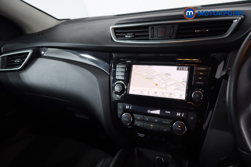 Nissan Qashqai Acenta Premium Manual Petrol SUV - Stock Number (1633351) - 19th supplementary image