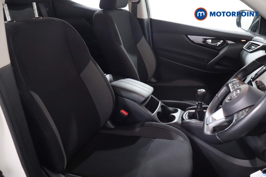 Nissan Qashqai Acenta Premium Manual Petrol SUV - Stock Number (1633351) - 22nd supplementary image