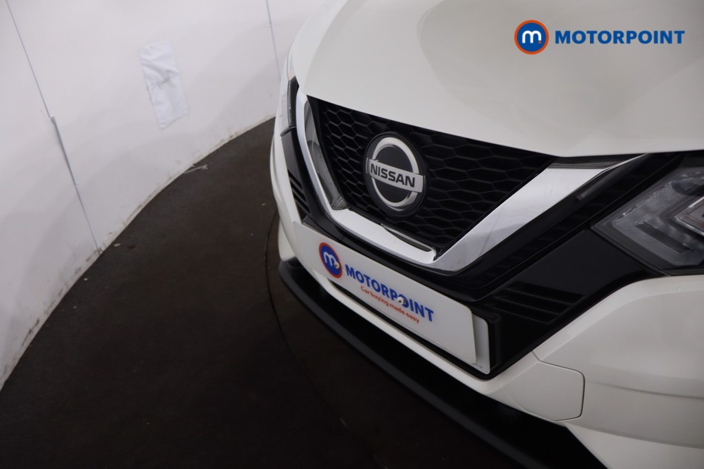 Nissan Qashqai Acenta Premium Manual Petrol SUV - Stock Number (1633351) - 29th supplementary image