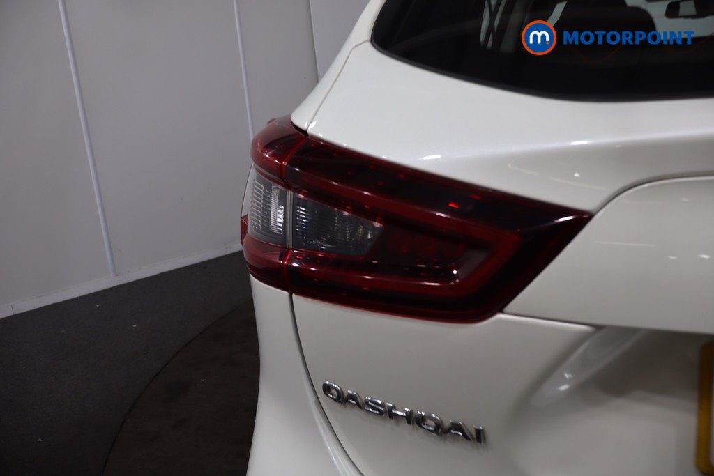 Nissan Qashqai Acenta Premium Manual Petrol SUV - Stock Number (1633351) - 35th supplementary image