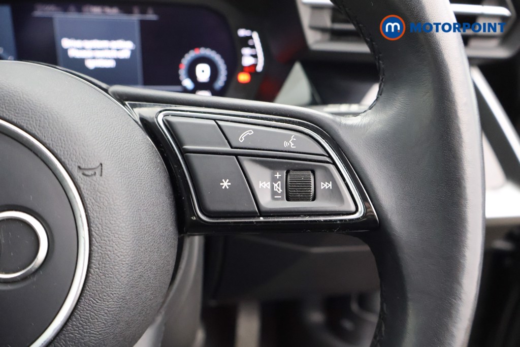 Audi A3 Technik Manual Petrol Hatchback - Stock Number (1633395) - 3rd supplementary image