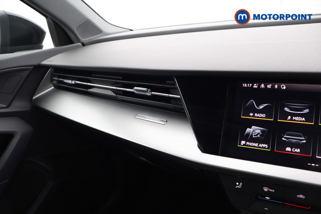 Audi A3 Technik Manual Petrol Hatchback - Stock Number (1633395) - 10th supplementary image