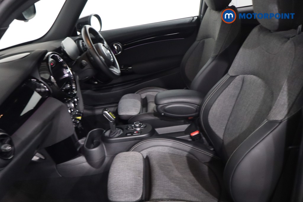 Mini Hatchback Cooper S Level 2 Automatic Electric Hatchback - Stock Number (1634165) - 4th supplementary image