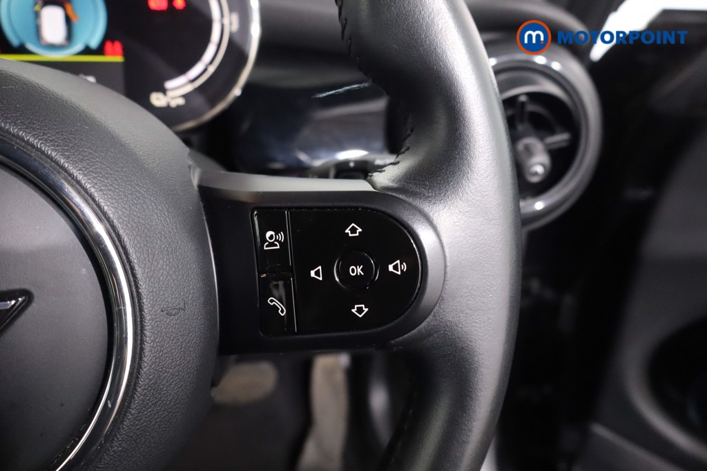 Mini Hatchback Cooper S Level 2 Automatic Electric Hatchback - Stock Number (1634165) - 8th supplementary image