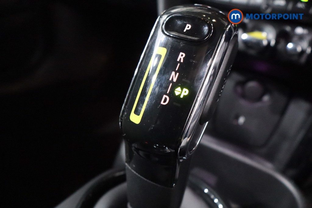 Mini Hatchback Cooper S Level 2 Automatic Electric Hatchback - Stock Number (1634165) - 21st supplementary image