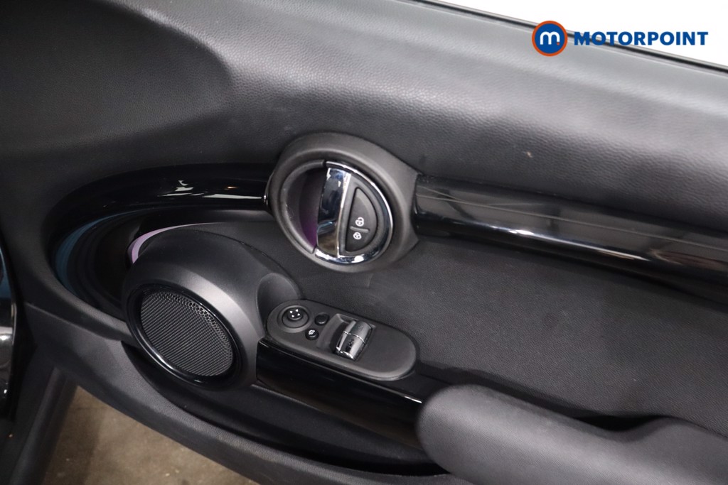 Mini Hatchback Cooper S Level 2 Automatic Electric Hatchback - Stock Number (1634165) - 26th supplementary image