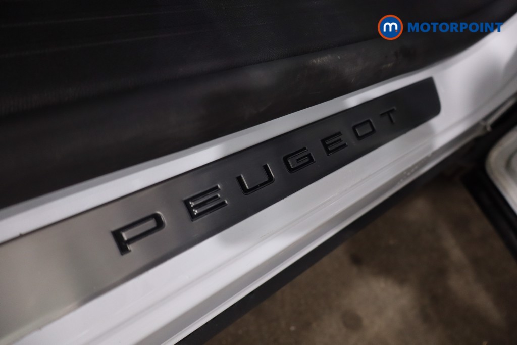 Peugeot 3008 GT Automatic Petrol SUV - Stock Number (1634232) - 24th supplementary image