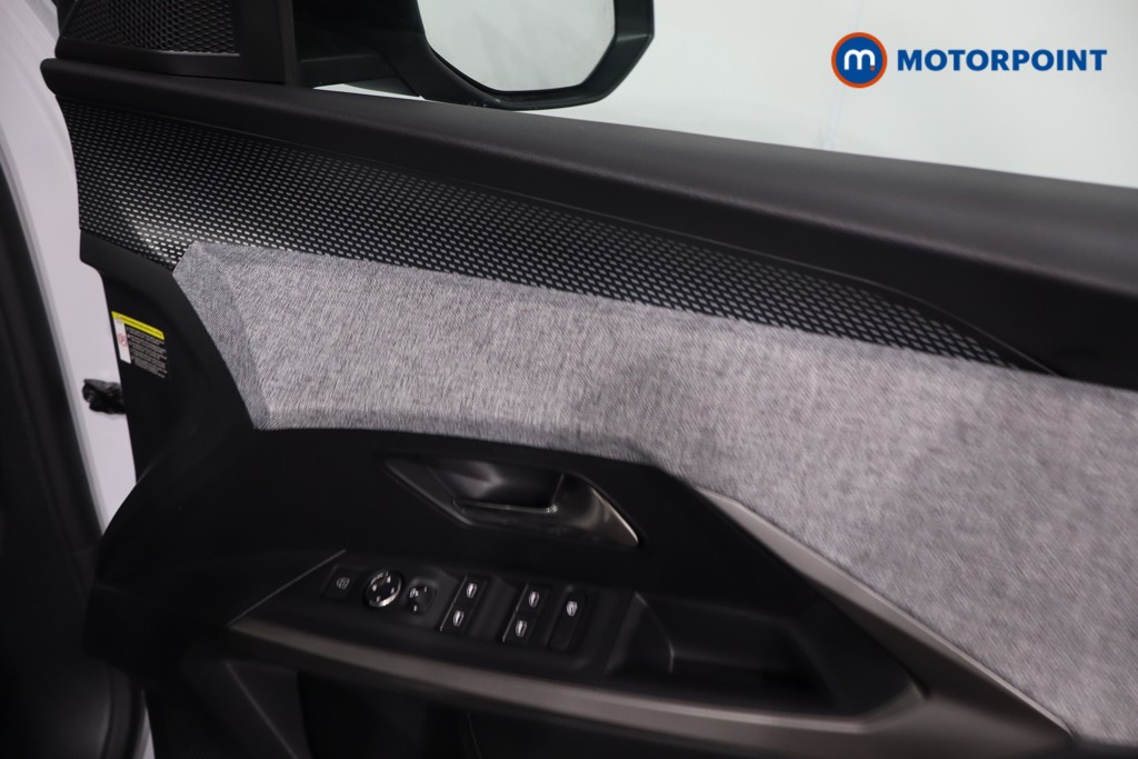 Peugeot 3008 GT Automatic Petrol SUV - Stock Number (1634232) - 26th supplementary image