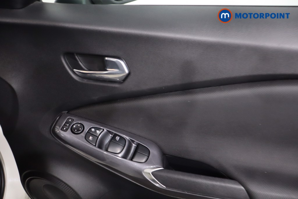 Nissan Juke Acenta Manual Petrol SUV - Stock Number (1634249) - 23rd supplementary image