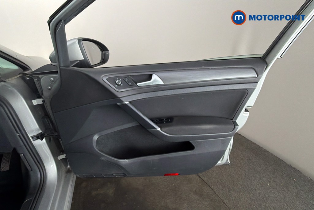 Volkswagen Golf Match Edition Automatic Petrol Hatchback - Stock Number (1597595) - 19th supplementary image