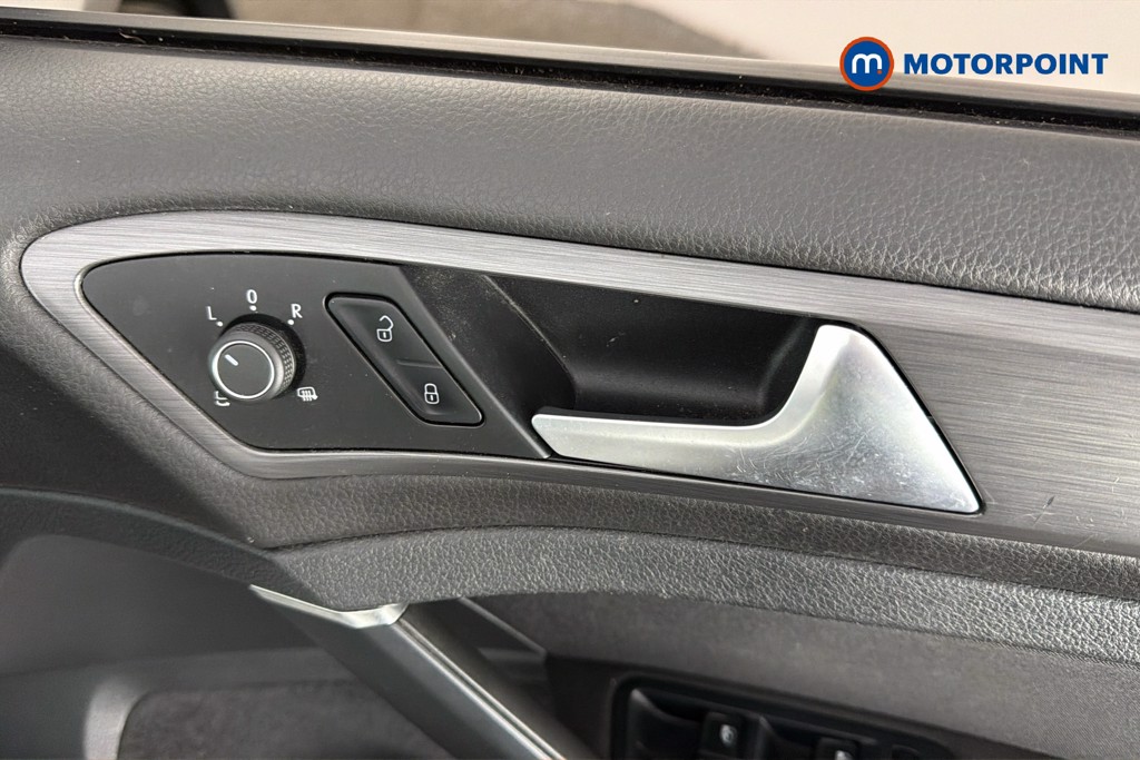 Volkswagen Golf Match Edition Automatic Petrol Hatchback - Stock Number (1597595) - 42nd supplementary image
