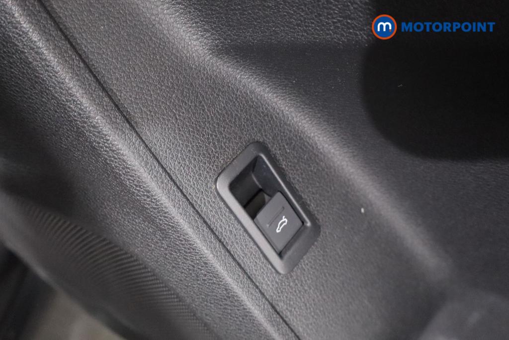 Audi Q3 S Line Automatic Petrol SUV - Stock Number (1599516) - 7th supplementary image