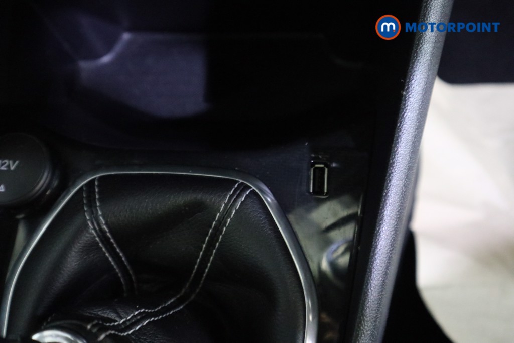 Ford Fiesta Active X Edition Manual Petrol Hatchback - Stock Number (1610010) - 10th supplementary image