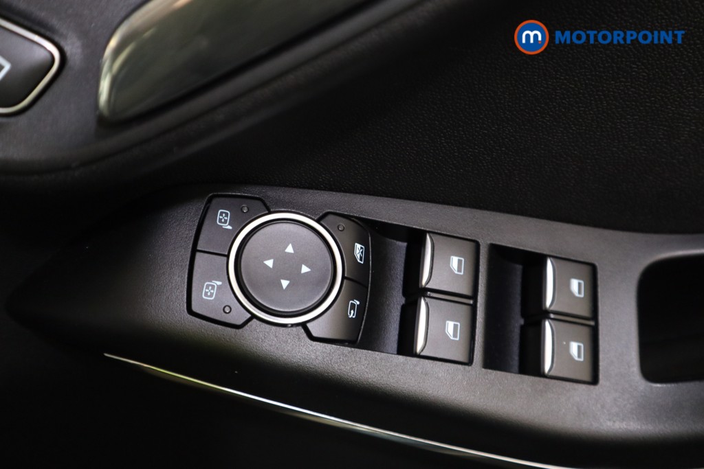 Ford Fiesta Active X Edition Manual Petrol Hatchback - Stock Number (1610010) - 16th supplementary image
