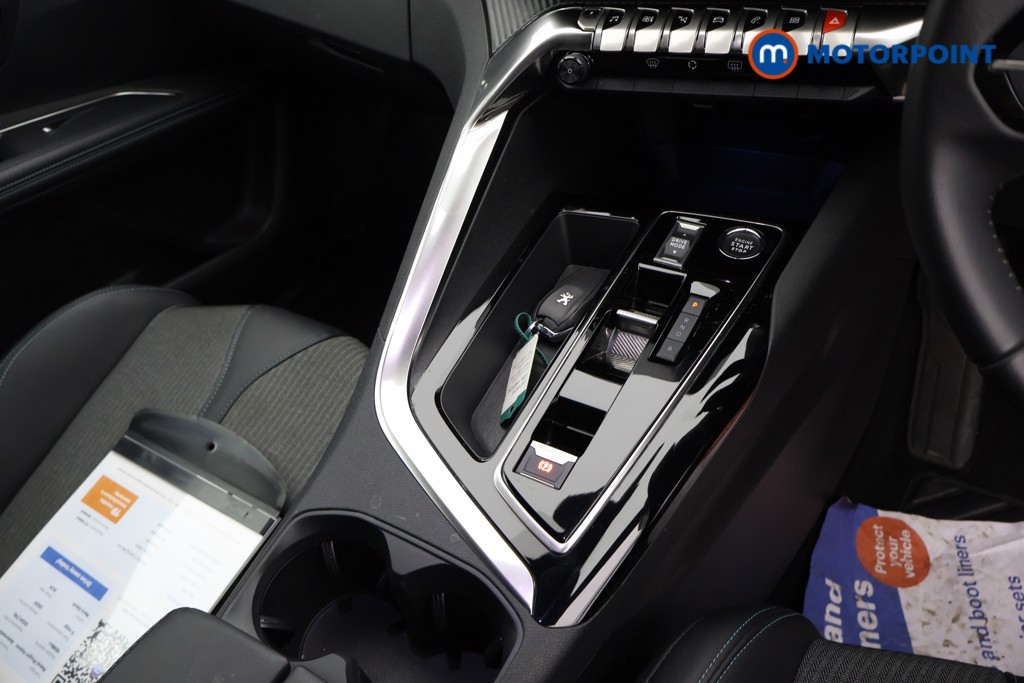 Peugeot 3008 Allure Automatic Petrol Plug-In Hybrid SUV - Stock Number (1610610) - 15th supplementary image