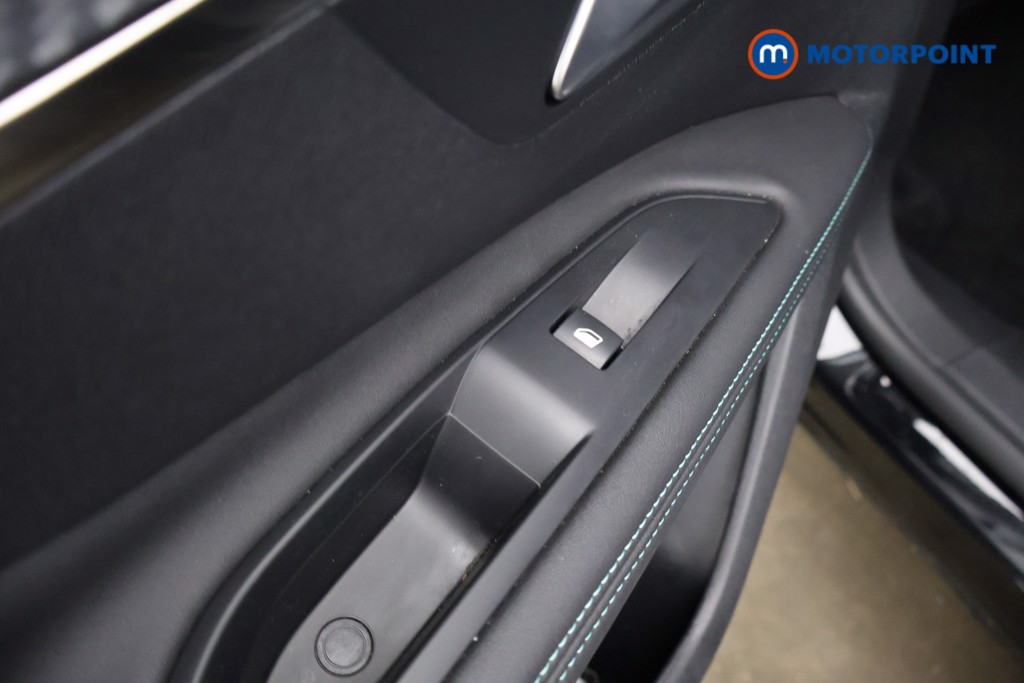Peugeot 3008 Allure Automatic Petrol Plug-In Hybrid SUV - Stock Number (1610610) - 29th supplementary image