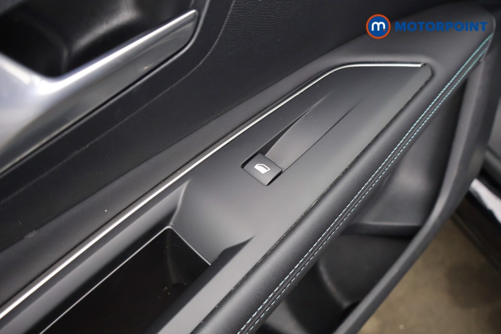 Peugeot 3008 Allure Automatic Petrol Plug-In Hybrid SUV - Stock Number (1610610) - 31st supplementary image