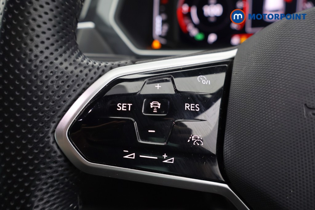 Volkswagen Tiguan R-Line Automatic Diesel SUV - Stock Number (1614899) - 7th supplementary image