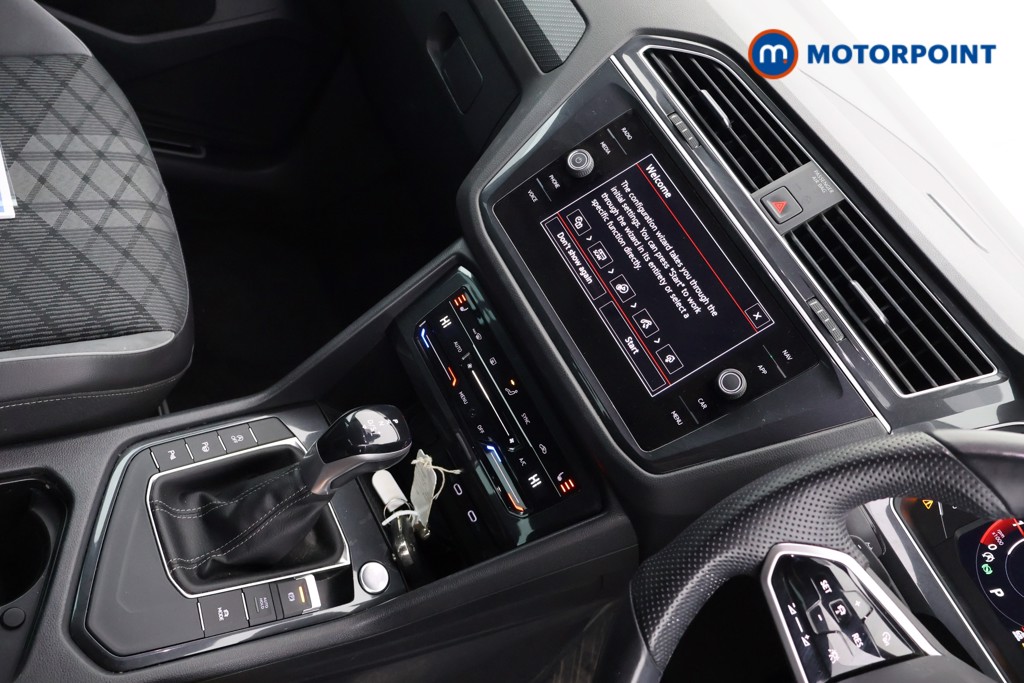 Volkswagen Tiguan R-Line Automatic Diesel SUV - Stock Number (1614899) - 17th supplementary image