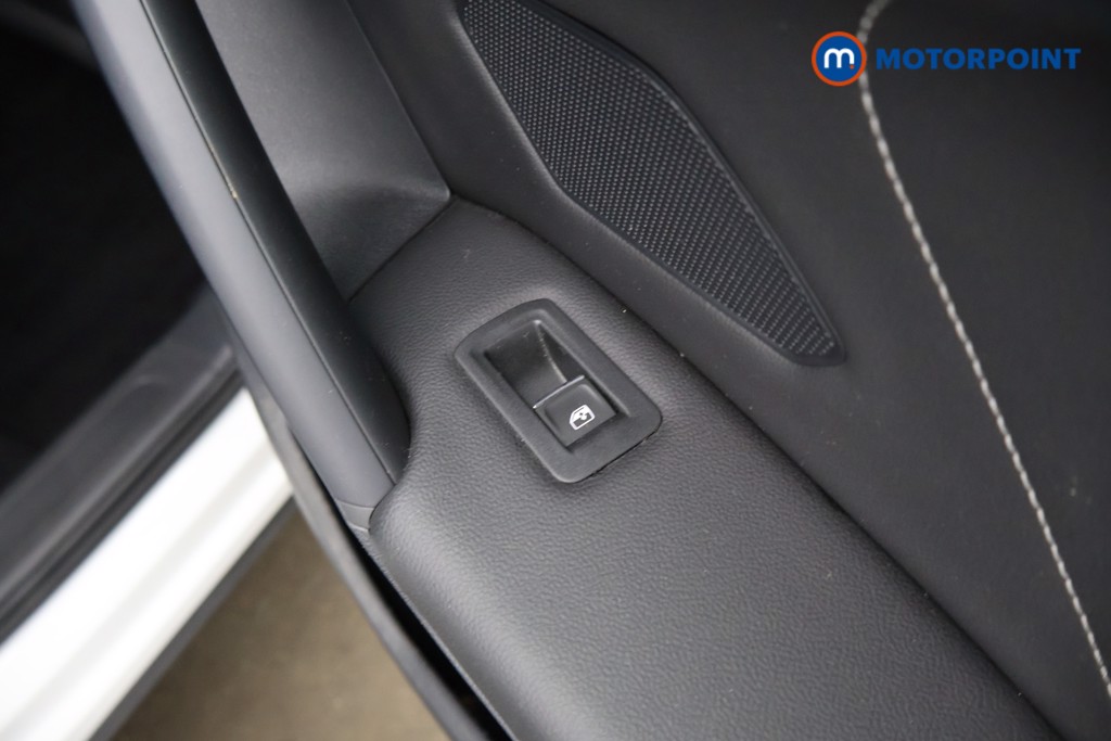 Volkswagen Tiguan R-Line Automatic Diesel SUV - Stock Number (1614899) - 23rd supplementary image