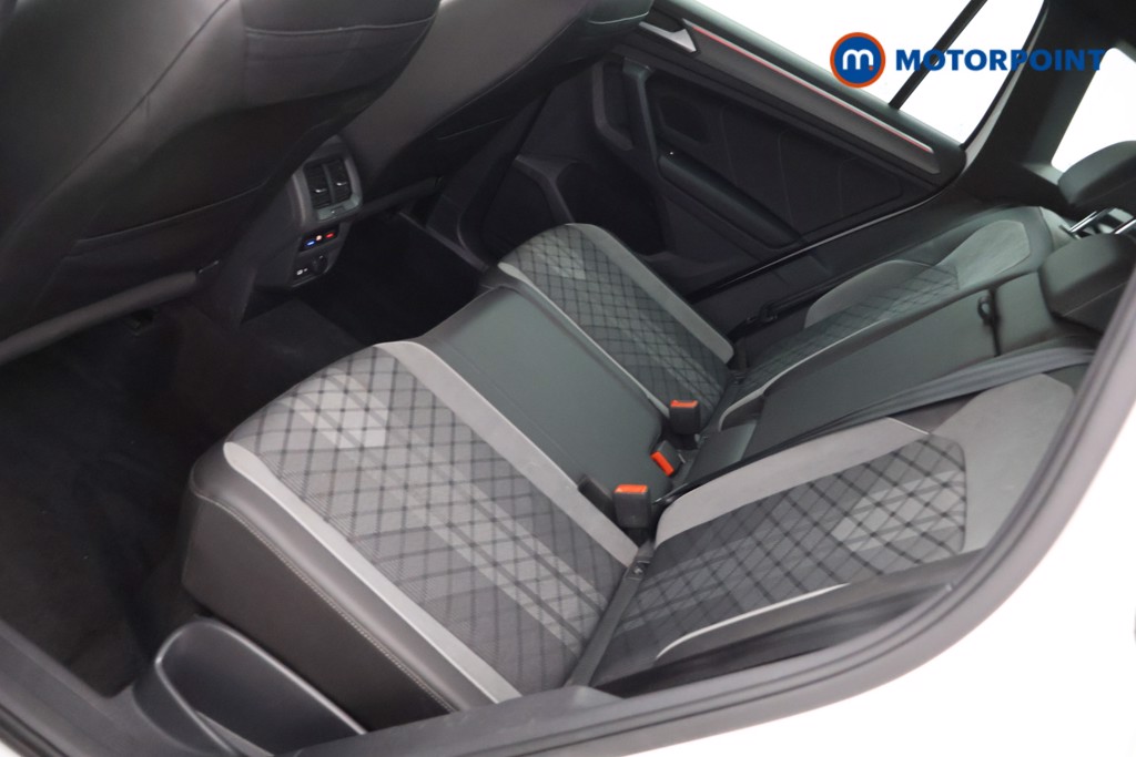 Volkswagen Tiguan R-Line Automatic Diesel SUV - Stock Number (1614899) - 26th supplementary image