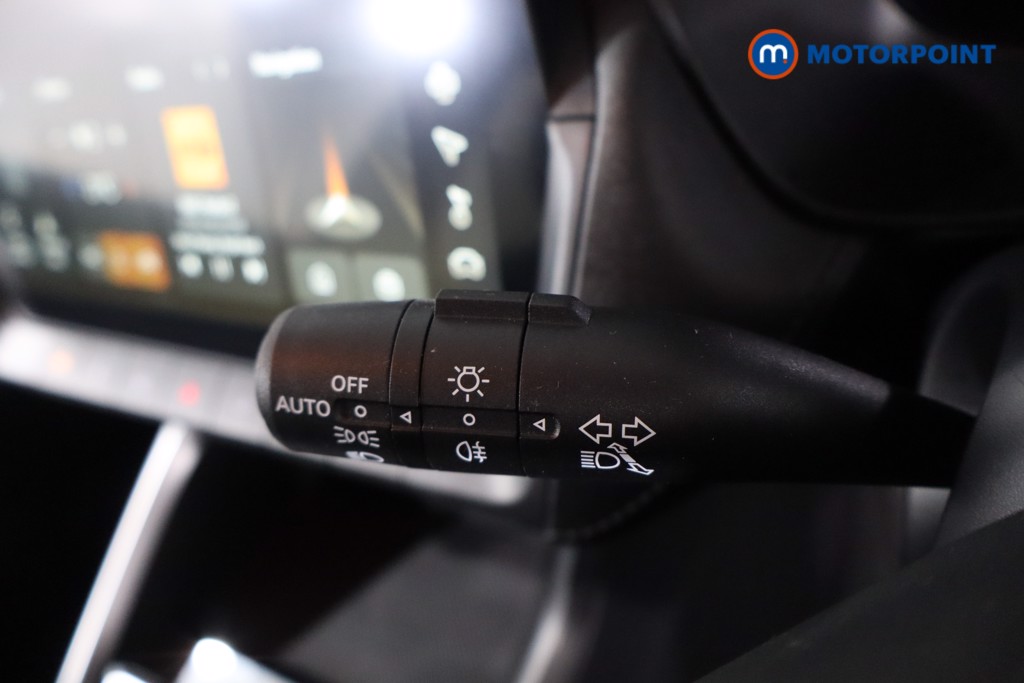 Mg Motor Uk ZS Trophy Automatic Petrol-Electric Hybrid SUV - Stock Number (1617841) - 14th supplementary image