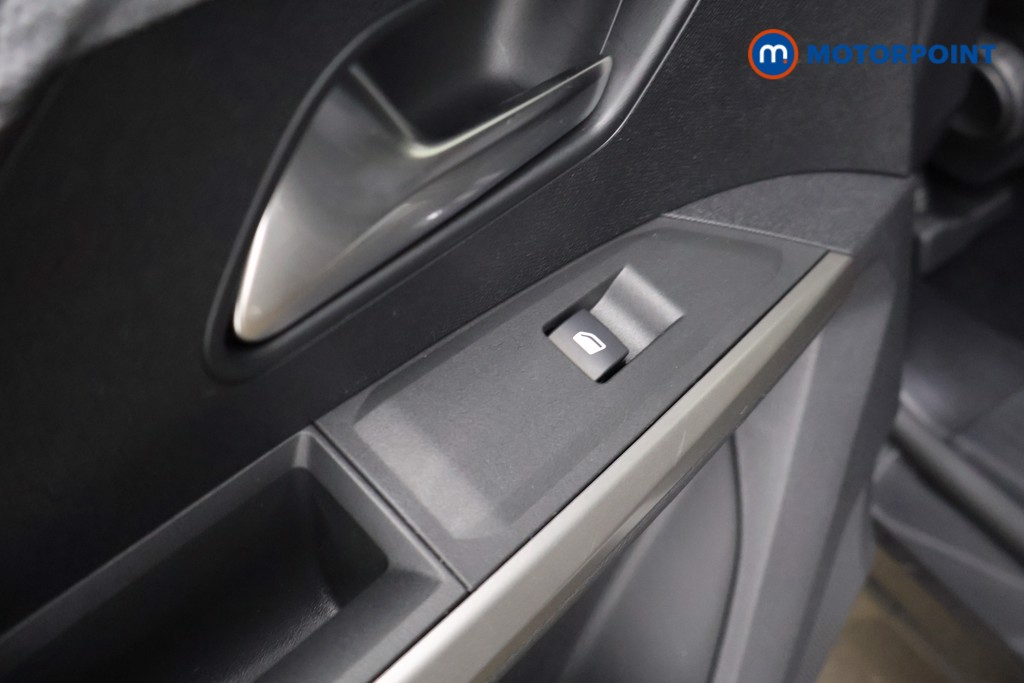 Peugeot 5008 Allure Automatic Petrol SUV - Stock Number (1624305) - 29th supplementary image