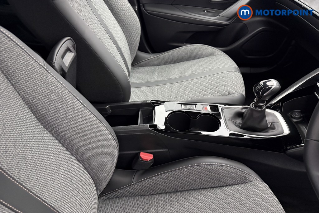 Peugeot 2008 Allure Manual Petrol SUV - Stock Number (1624880) - 12th supplementary image