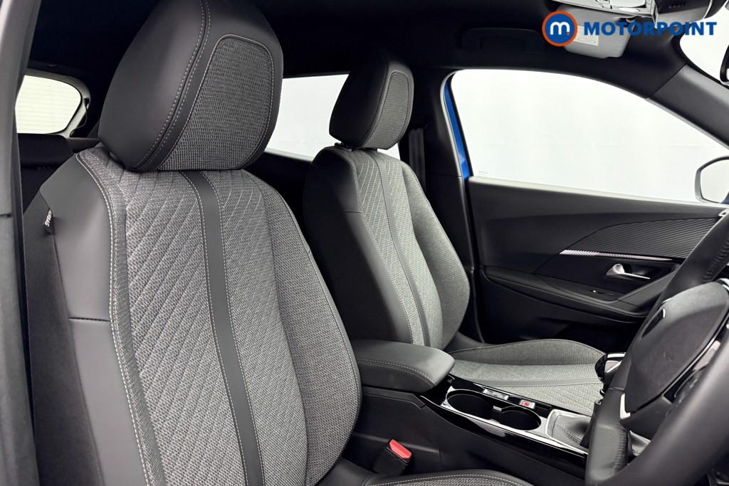 Peugeot 2008 Allure Manual Petrol SUV - Stock Number (1624880) - 14th supplementary image