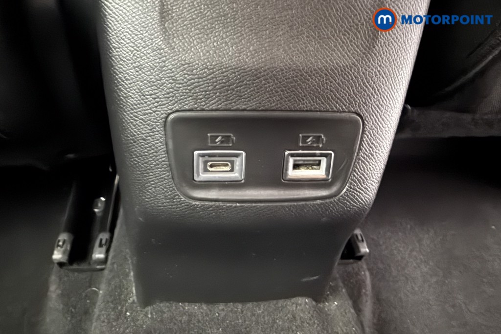 Peugeot 208 Allure Manual Petrol Hatchback - Stock Number (1624931) - 17th supplementary image