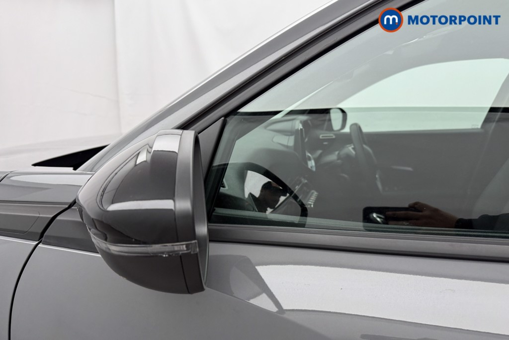 Peugeot 2008 Allure Manual Petrol SUV - Stock Number (1624950) - 23rd supplementary image
