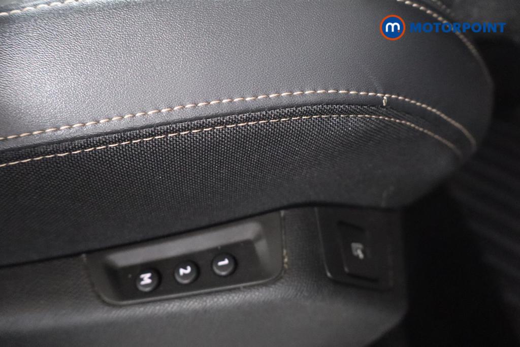 Peugeot 3008 Gt Premium Automatic Petrol SUV - Stock Number (1625961) - 12th supplementary image