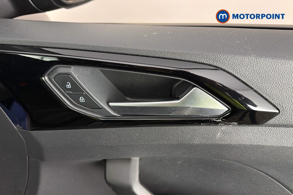 Volkswagen T-Cross Black Edition Automatic Petrol SUV - Stock Number (1626046) - 42nd supplementary image