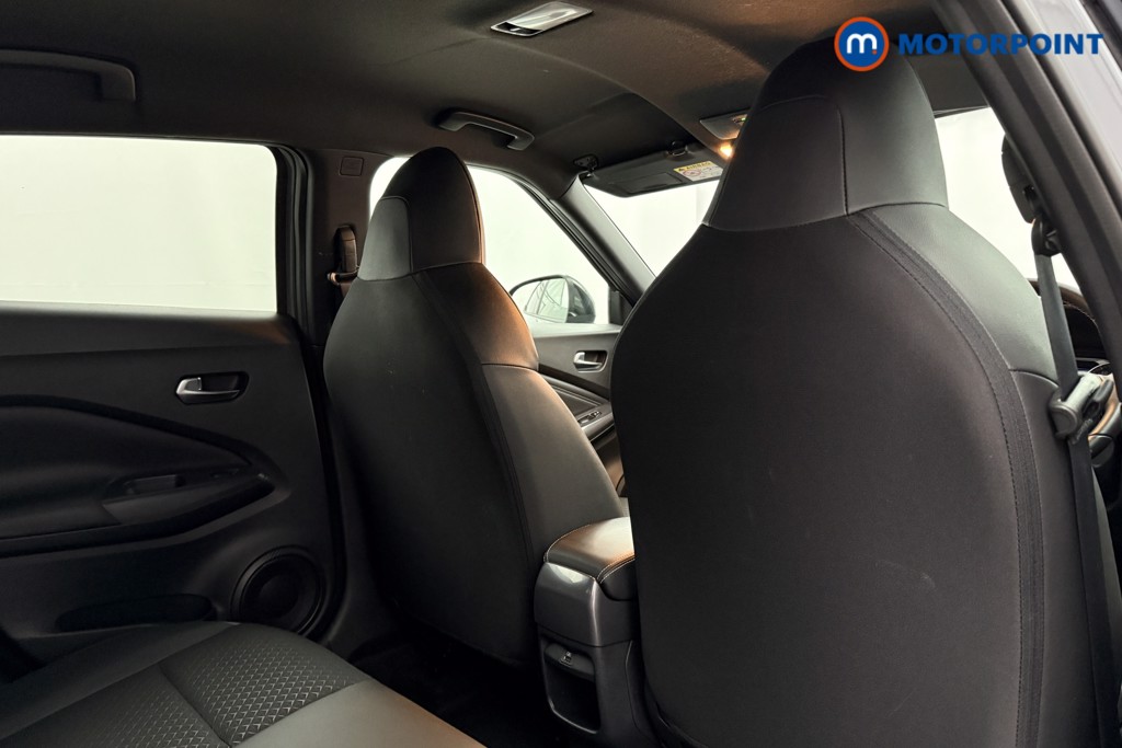 Nissan Juke N-Connecta Automatic Petrol-Electric Hybrid SUV - Stock Number (1626232) - 17th supplementary image