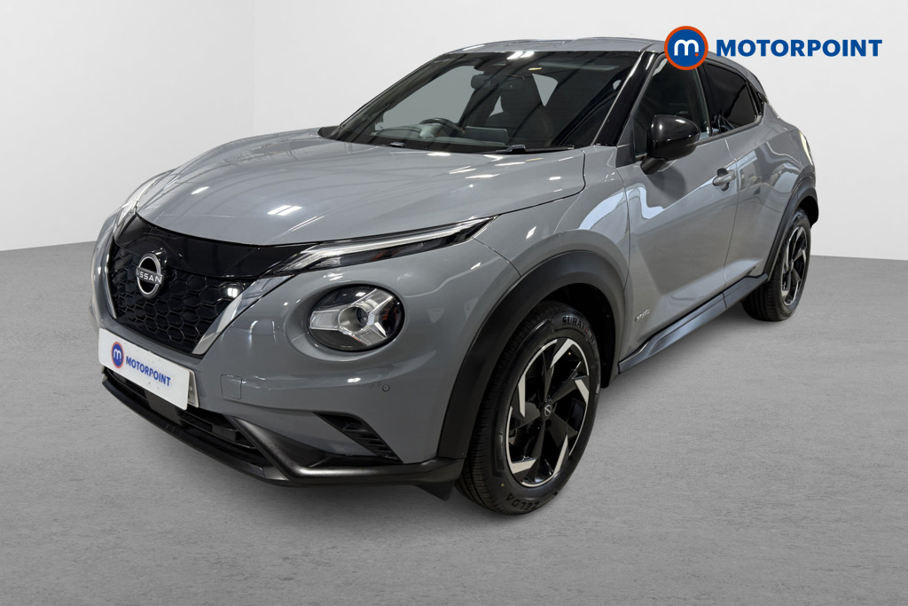 Nissan Juke N-Connecta Automatic Petrol-Electric Hybrid SUV - Stock Number (1626232) - Passenger side front corner