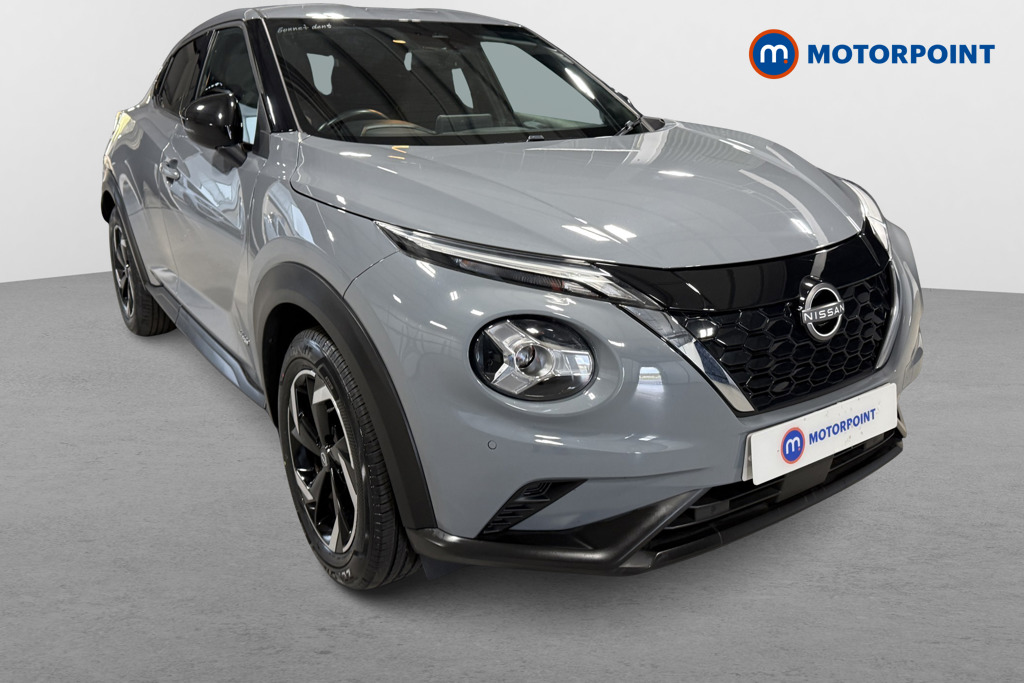 Nissan Juke N-Connecta Automatic Petrol-Electric Hybrid SUV - Stock Number (1626232) - Drivers side front corner