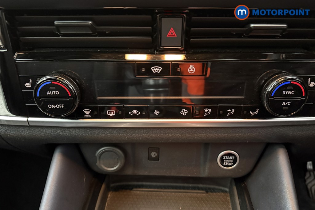 Nissan Qashqai Tekna Manual Petrol SUV - Stock Number (1626691) - 10th supplementary image