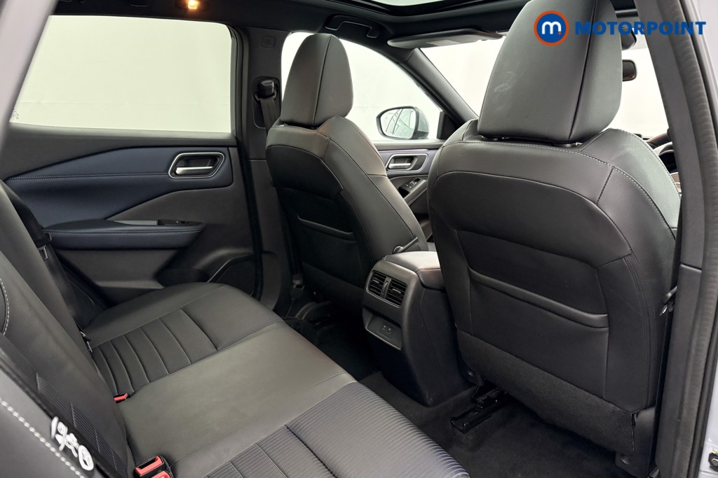Nissan Qashqai Tekna Manual Petrol SUV - Stock Number (1626691) - 15th supplementary image