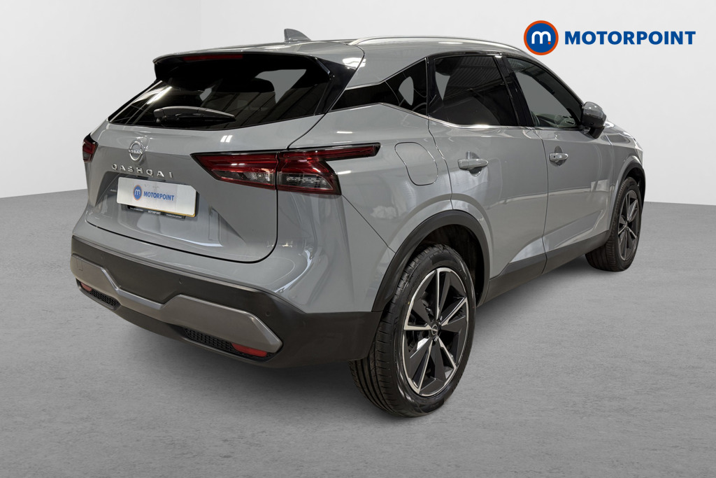 Nissan Qashqai Tekna Manual Petrol SUV - Stock Number (1626691) - Drivers side rear corner