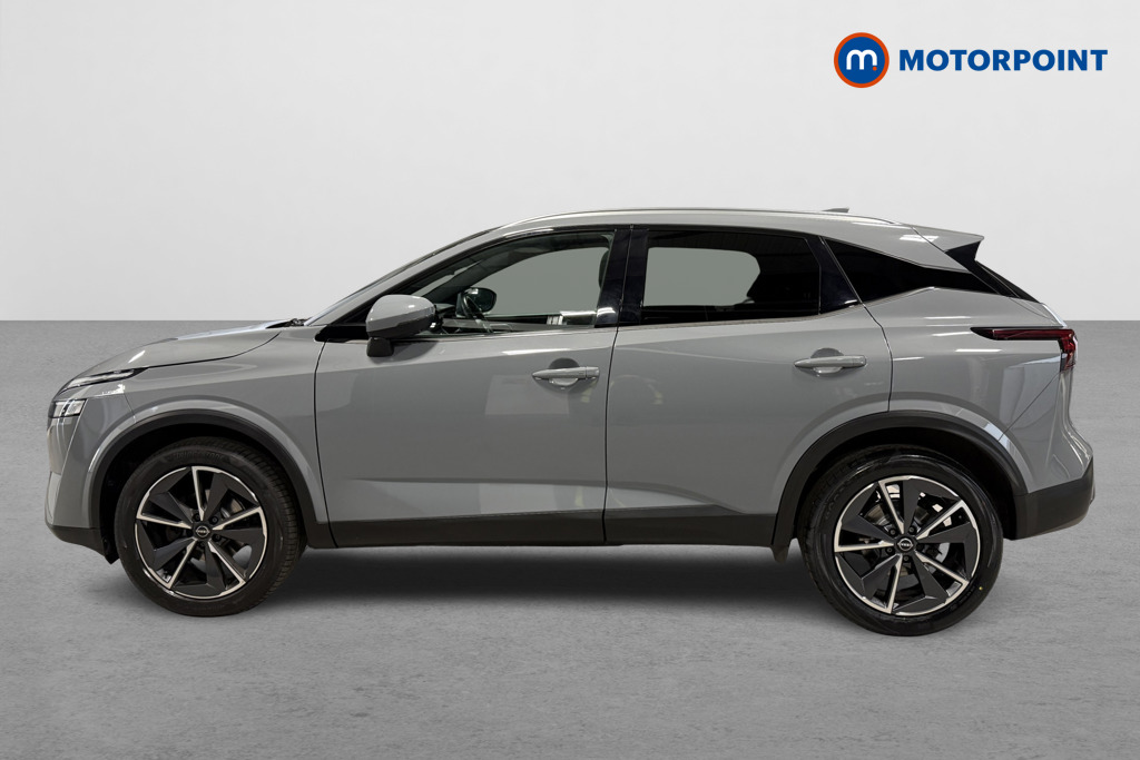 Nissan Qashqai Tekna Manual Petrol SUV - Stock Number (1626691) - Passenger side