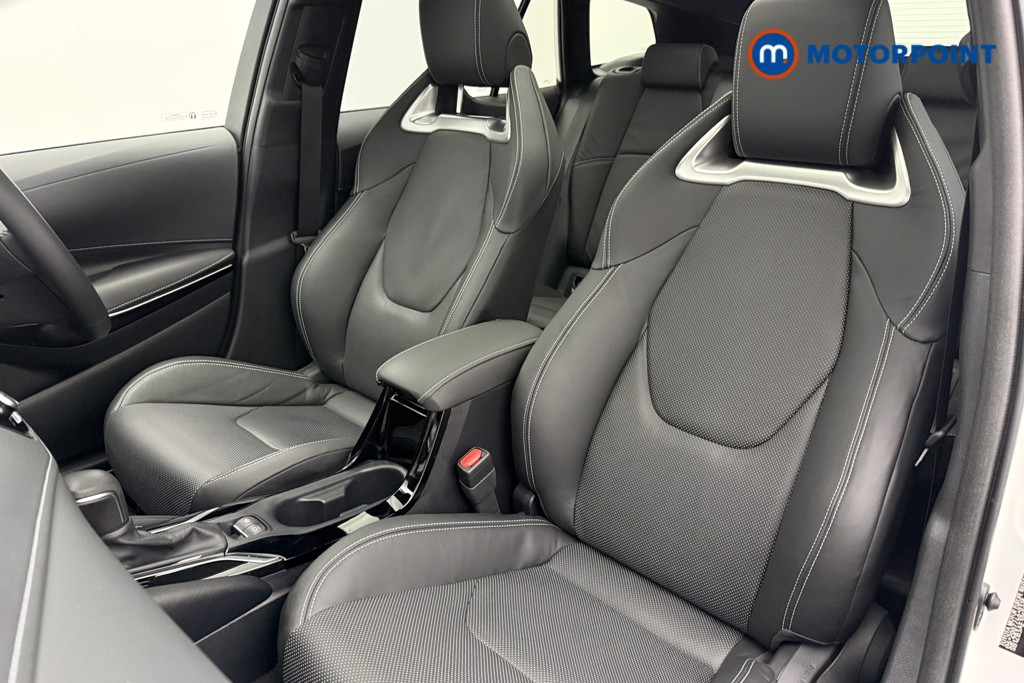 Toyota Corolla Excel Automatic Petrol-Electric Hybrid Estate - Stock Number (1626869) - 3rd supplementary image